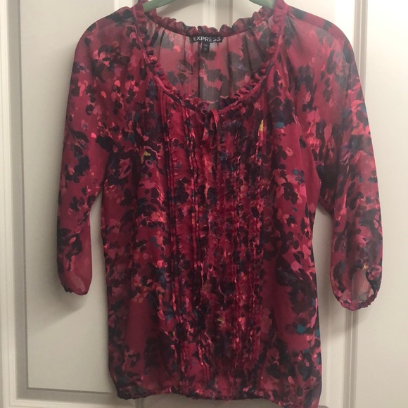 Express top. Size Small - Picture 1 of 5